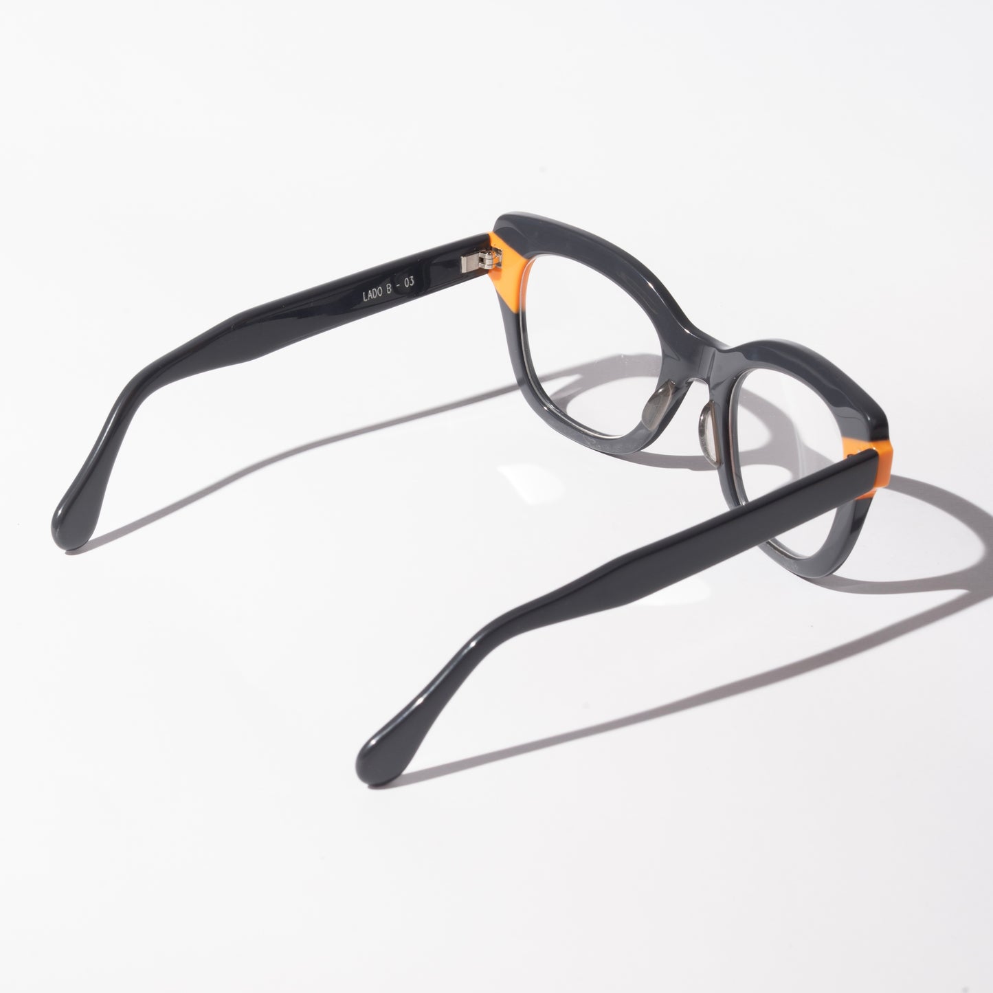 Lado B - Azul Neblina com Laranja Solar